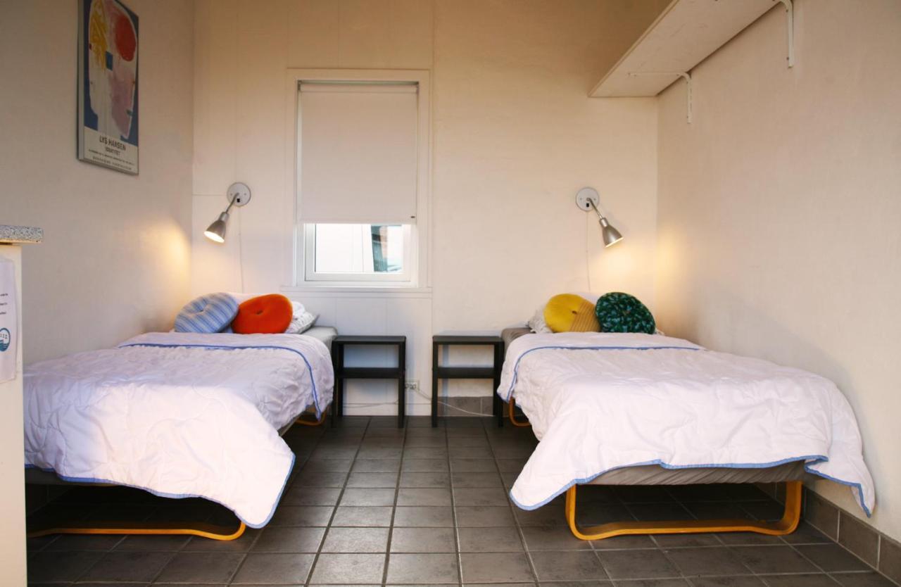 Harbour Sleep Motel Nexo Bagian luar foto