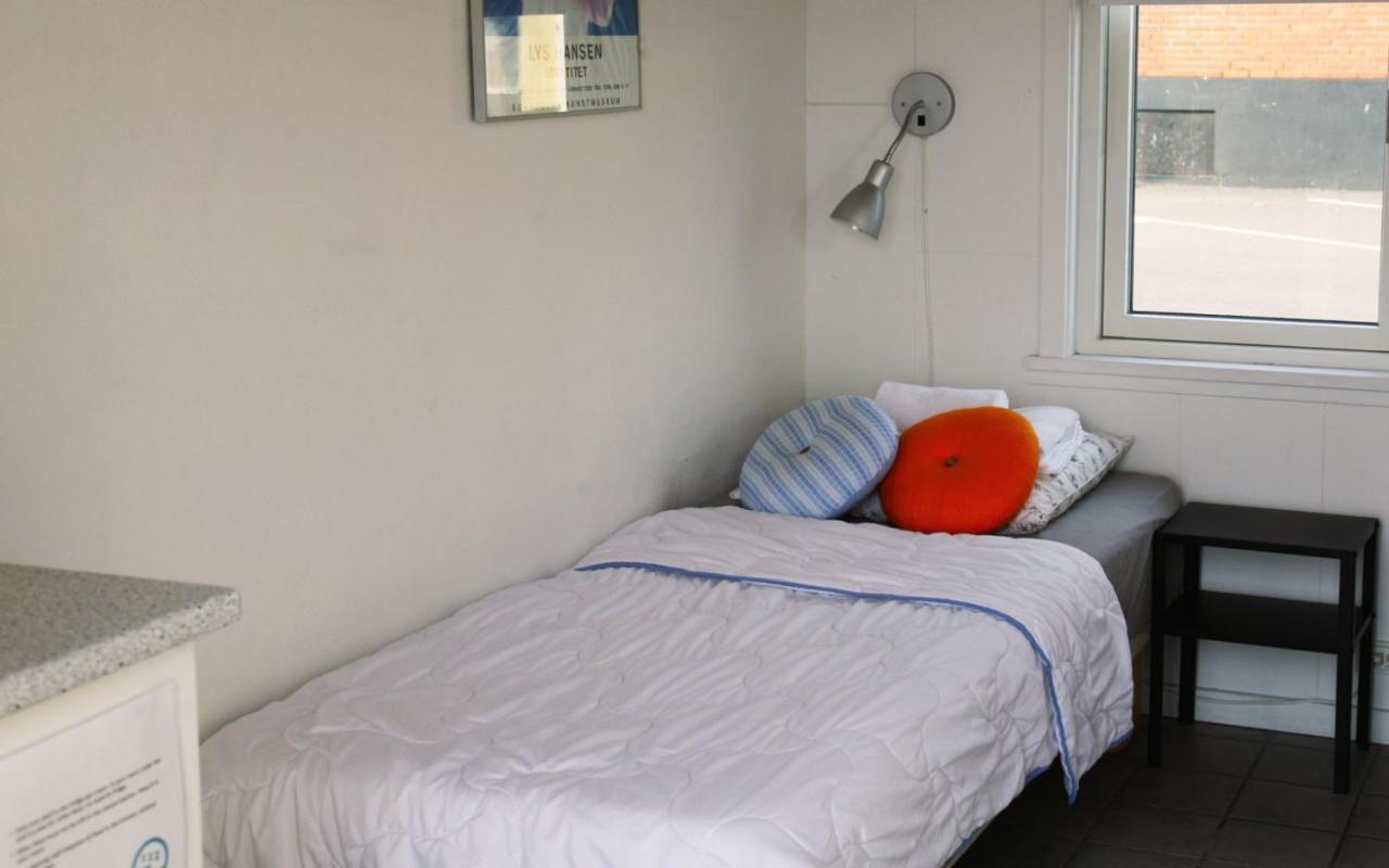 Harbour Sleep Motel Nexo Bagian luar foto