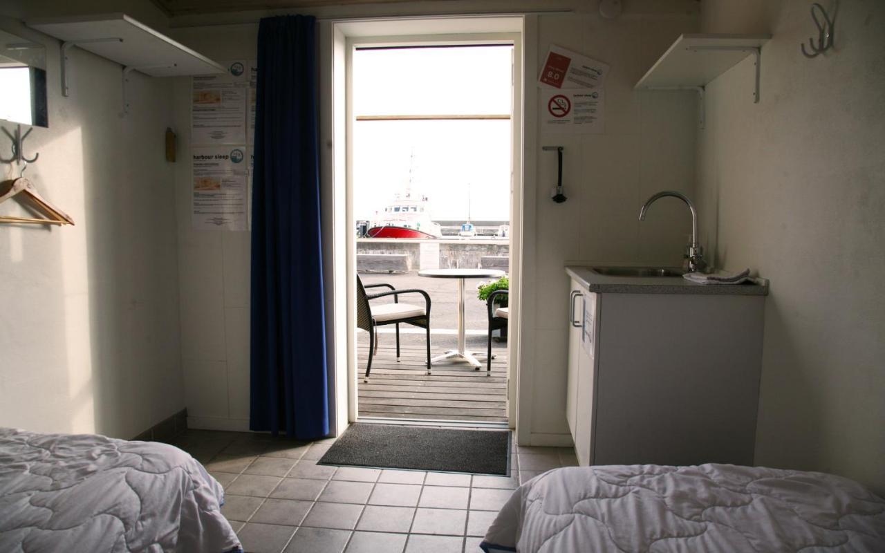 Harbour Sleep Motel Nexo Bagian luar foto